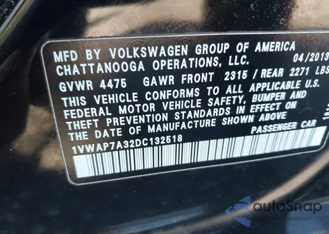 2013 Volkswagen Passat 2.5L Wolfsburg Edition z USA, uszkodzony, nr VIN 1VWAP7A32DC132518
